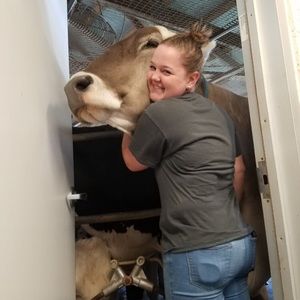 Meet your Posher, Kendra